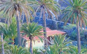 El Pirguan Holiday House, your oasis in La Gomera